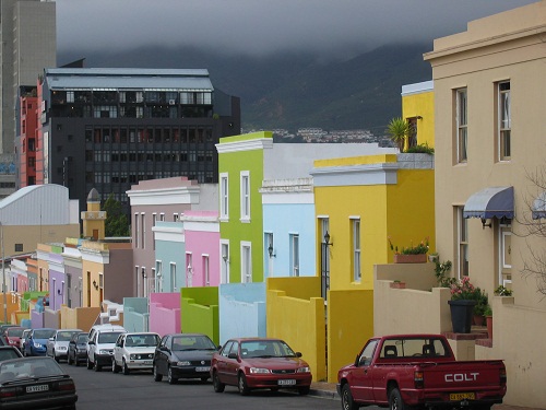 Vùng ngoại ô đầy màu sắc ở Nam Phi