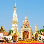 Phra That Phanom ngọn tháp linh thiêng
