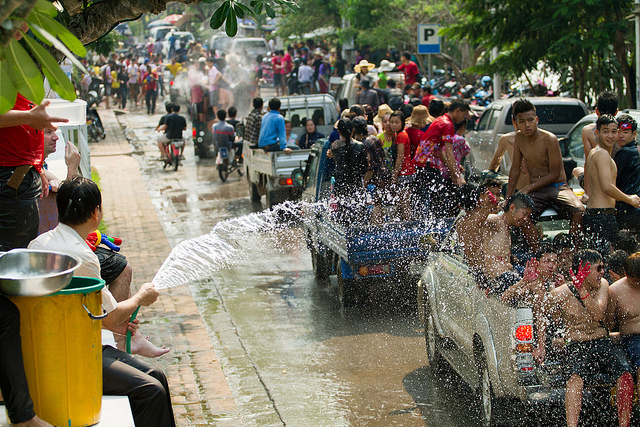 Những lễ hội tưng bừng nhất ở Lào