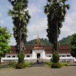 Ghé thăm Bảo tàng Quốc gia Lào