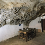 Thăm những hang động Cách Mạng tại Viengxay