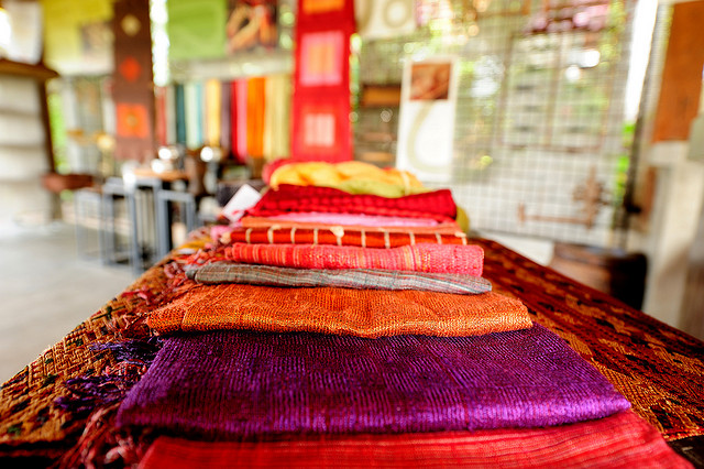 Pop Ock Tok - làng dệt truyền thống nổi tiếng ở Lào