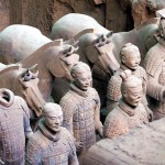 tượng đất nung trong lăng mộ Tần Thủy Hoàng