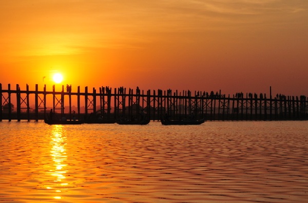 ngắm cảnh mặt trời mọc ở myanmar