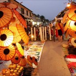 Chợ đêm Luang Prabang lung linh